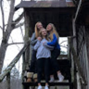 Meet your Posher, Barrett